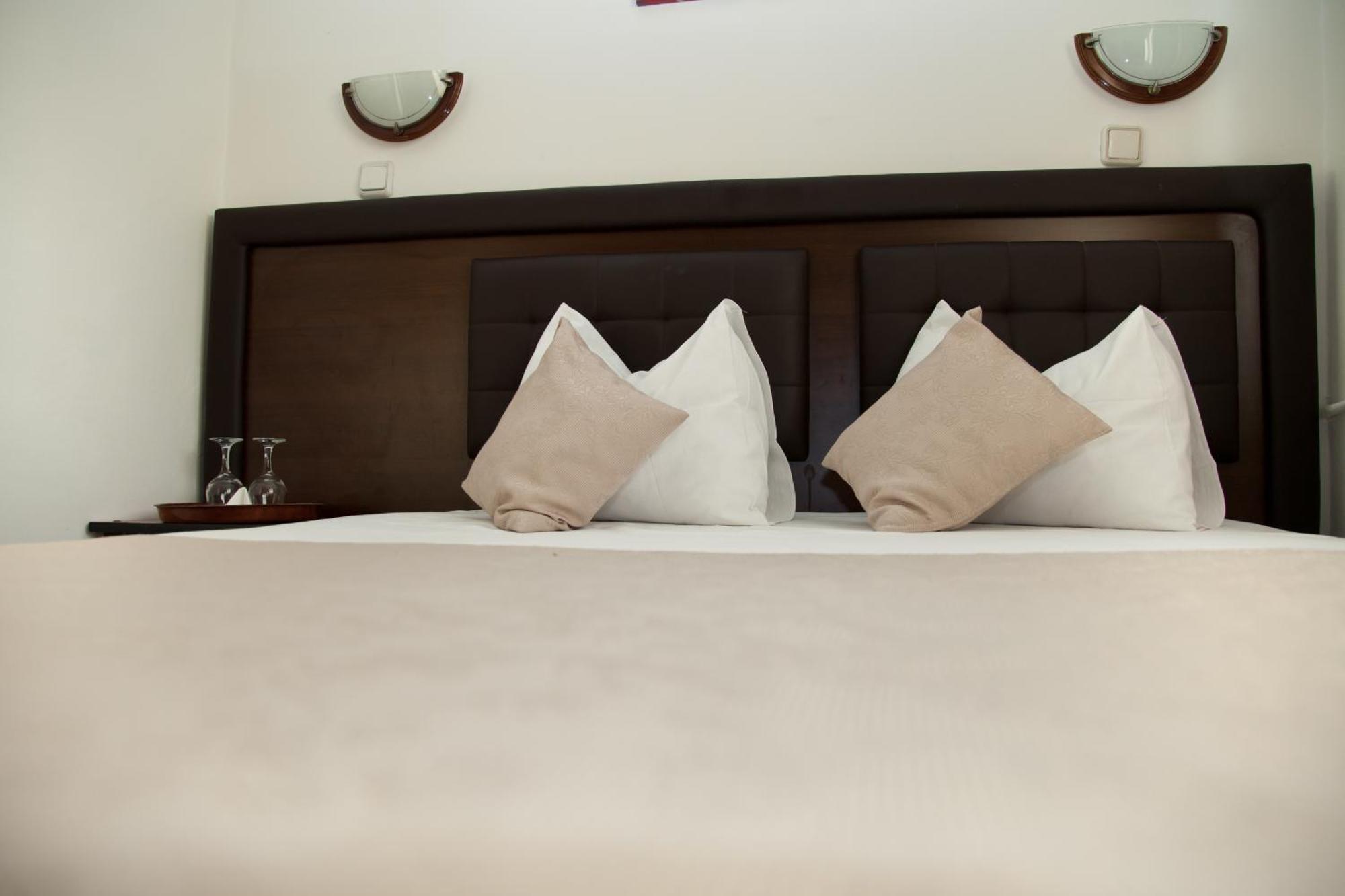 Hotel Metropol Piteşti Kamer foto